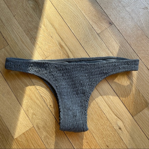 White Fox Boutique Cheeky Swim Bottoms - Picture 2 of 4